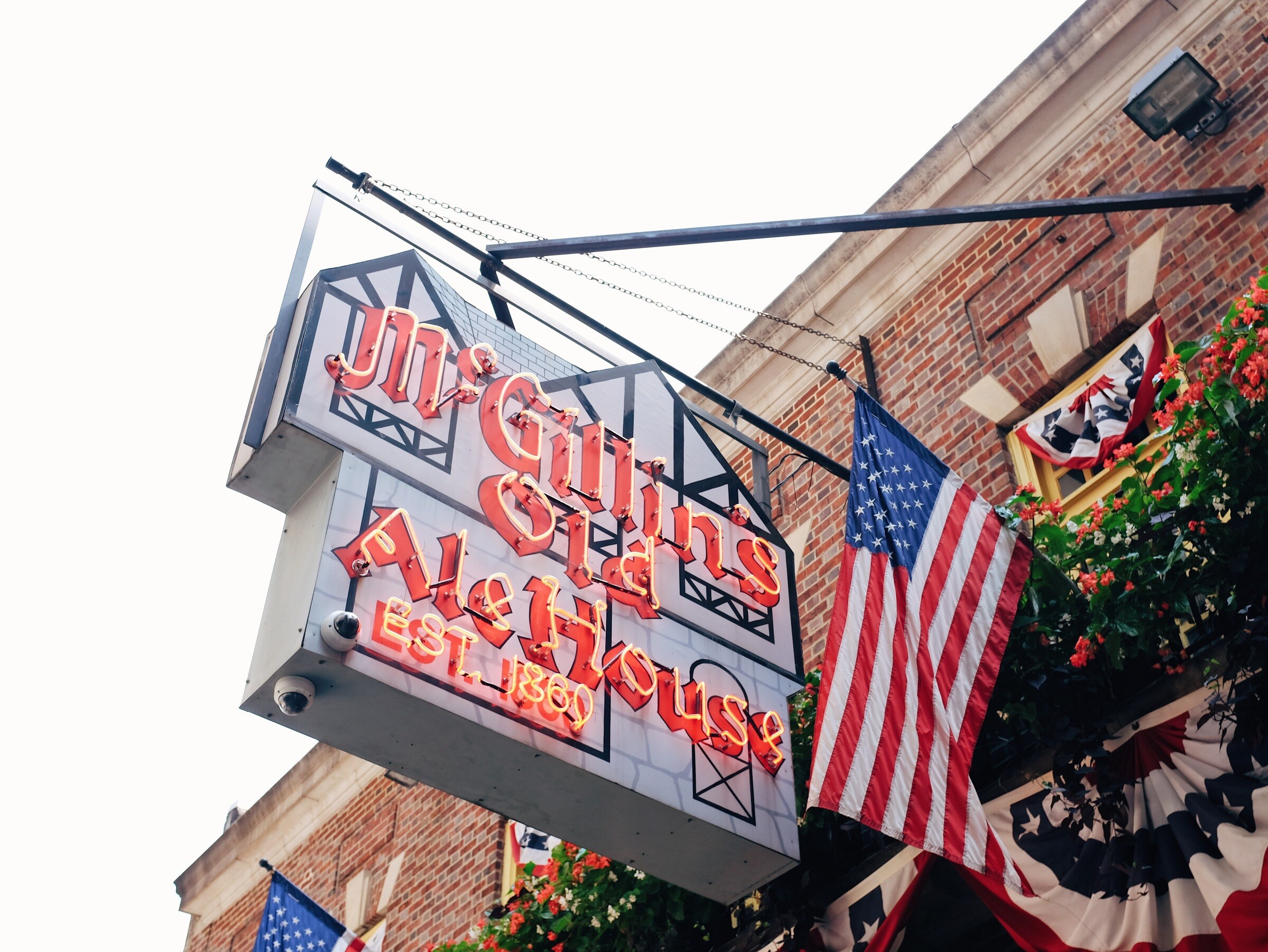 At McGillin’s Olde Ale House, enjoy a pint and a slice of Philadelphia history beneath its neon glow. (Brand USA) At McGillin’s Olde Ale House, enjoy a pint and a slice of Philadelphia history beneath its neon glow. (Brand USA)