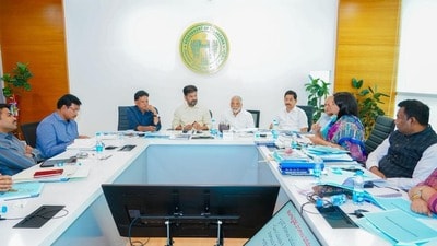 ముఖ్యమంత్రి రేవంత్ రెడ్డి సమీక్ష