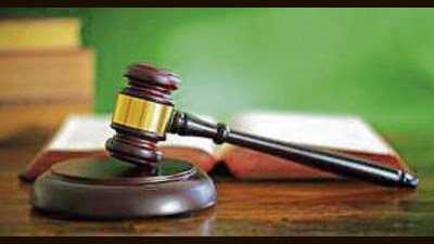 A sessions court here has issued non-bailable warrants against four terrorist commanders, including the self-styled chief of the banned terror outfit Hizbul Mujahideen, Mohammad Yousuf Shah alias Syed Salahuddin, in a 30-year-old case, officials said on Friday. (Getty Images/iStockphoto/ Representational image) A sessions court here has issued non-bailable warrants against four terrorist commanders, including the self-styled chief of the banned terror outfit Hizbul Mujahideen, Mohammad Yousuf Shah alias Syed Salahuddin, in a 30-year-old case, officials said on Friday. (Getty Images/iStockphoto/ Representational image)