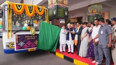 <p>జియోగ్రాఫికల్ ఇన్ఫర్మేషన్ అనేది మన చరిత్ర, గుర్తింపు, సంప్రదాయమని, జీఐ ట్యాగ్స్ గురించి ప్రతి ఒక్కరూ తెలుసుకోవాలని గవర్నర్ జిష్ణు దేవ్ అన్నారు.</p> <p>జియోగ్రాఫికల్ ఇన్ఫర్మేషన్ అనేది మన చరిత్ర, గుర్తింపు, సంప్రదాయమని, జీఐ ట్యాగ్స్ గురించి ప్రతి ఒక్కరూ తెలుసుకోవాలని గవర్నర్ జిష్ణు దేవ్ అన్నారు.</p>