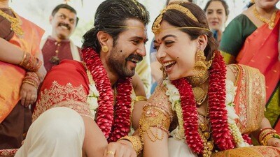Rashmika Mandanna: రష్మిక మందన్న ఇన్స్టాగ్రామ్ పోస్ట్ రికార్డు.. 16 గంటల్లో 18 మిలియన్ల లైక్స్.. కియారా రికార్డ్ బ్రేక్ Rashmika Mandanna: రష్మిక మందన్న ఇన్స్టాగ్రామ్ పోస్ట్ రికార్డు.. 16 గంటల్లో 18 మిలియన్ల లైక్స్.. కియారా రికార్డ్ బ్రేక్
