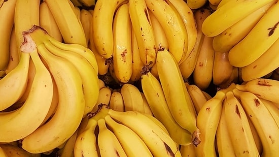 Watch out for chemically treated bananas! (Unsplash)