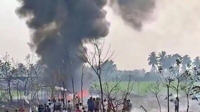 బాణసంచా తయారీ పరిశ్రమలో భారీ పేలుడు బాణసంచా తయారీ పరిశ్రమలో భారీ పేలుడు