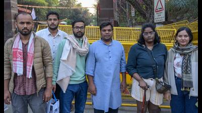 In a press conference, the JNUSU sought their release, accountability from the vice-chancellor over her reported comments and the withdrawal of FIRs. (RAJ K RAJ /HT PHOTO)