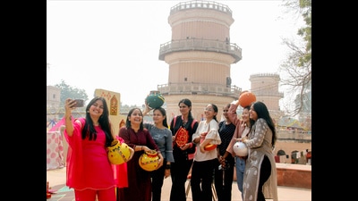 Visitors pose for a picture during the Punjab Sakhi Shakti Craft Mela 2026 at Sheesh Mahal in Patiala on a sunny day. (ANI photo) Visitors pose for a picture during the Punjab Sakhi Shakti Craft Mela 2026 at Sheesh Mahal in Patiala on a sunny day. (ANI photo)