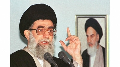 Ayatollah Ali Khamenei launches an attack on the United States, slamming the door on tentative moves towards dialogue between the "Great Satan" and Tehran, 16 January at Tehran University during a speech. ((Photo by JAMSHID BAIRAMI / AFP)) Ayatollah Ali Khamenei launches an attack on the United States, slamming the door on tentative moves towards dialogue between the "Great Satan" and Tehran, 16 January at Tehran University during a speech. ((Photo by JAMSHID BAIRAMI / AFP))