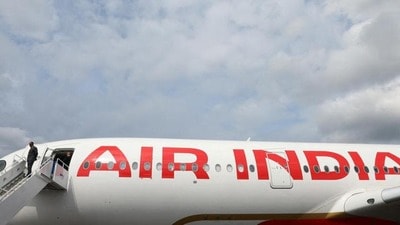 আরও একগুচ্ছ বিমান বাতিল Air India-র (HT_PRINT) আরও একগুচ্ছ বিমান বাতিল Air India-র (HT_PRINT)