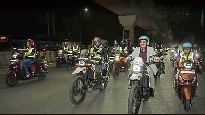 Riders highlighted poor lighting, isolated stretches and breakdown risks, calling for stronger night surveillance and commuter sensitivity. (HT Photo) Riders highlighted poor lighting, isolated stretches and breakdown risks, calling for stronger night surveillance and commuter sensitivity. (HT Photo)