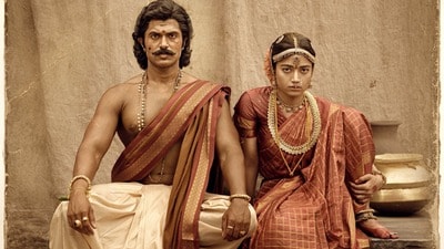 Vijay Rashmika Ranabaali Poster: విజయ్, రష్మిక రణబాలి వెడ్డింగ్ పోస్ట్పై ట్రోలింగ్.. సుదీర్ఘ వివరణ ఇచ్చిన డైరెక్టర్ Vijay Rashmika Ranabaali Poster: విజయ్, రష్మిక రణబాలి వెడ్డింగ్ పోస్ట్పై ట్రోలింగ్.. సుదీర్ఘ వివరణ ఇచ్చిన డైరెక్టర్