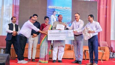 Officials said the rankings are expected to be used as a benchmark to push wider adoption of waste segregation and cleaner practices across housing societies and institutions in the city. (HT Photo) Officials said the rankings are expected to be used as a benchmark to push wider adoption of waste segregation and cleaner practices across housing societies and institutions in the city. (HT Photo)