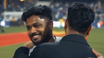 Rohit Sharma's assurance to Sanju Samson ahead of India's T20 World Cup campaign goes viral (ICC/Screengrab) Rohit Sharma's assurance to Sanju Samson ahead of India's T20 World Cup campaign goes viral (ICC/Screengrab)
