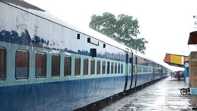 ప్రత్యేక రైళ్లు ప్రత్యేక రైళ్లు