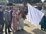 Bishnupur deputy commissioner Pooja Elangbam flagged off the resettlement of 257 IDPs from 64 households, who were residing in the Leimaram high school relief camp (Facebook: District Administration Bishnupur)