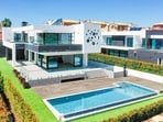 Bengaluru-based developer Casagrand has launched an ultra-luxury gated villa project in Medchal, Hyderabad, with villas priced from <span class='webrupee'>₹</span>2.99 crore. (Picture for representational purposes only)