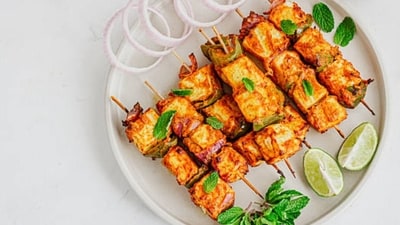 paneer tikka (Freepik) paneer tikka (Freepik)