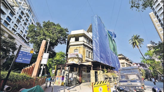 Mumbai, India - Feb. 28, 2026: Ruxmani Hospital at Babulnath in Mumbai, India, on Saturday, February 28, 2026. (Photo by Anshuman Poyrekar/Hindustan Times) (Anshuman Poyrekar/HT Photo)