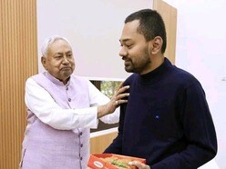 মুখ্যমন্ত্রিত্ব ছেড়ে রাজ্যসভার পথে নীতীশ কুমার? (Photo by Santosh Kumar/ Hindustan Times) 