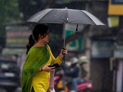 টানা তিনদিন বৃষ্টি নামবে পশ্চিমবঙ্গের বিভিন্ন জেলায়। (ছবিটি প্রতীকী, সৌজন্যে পিটিআই)
