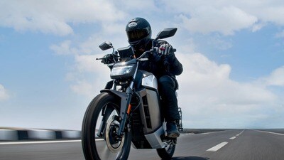 ఓలా రోడ్స్టర్ ఎక్స్.. ఓలా రోడ్స్టర్ ఎక్స్..