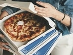 A Bengaluru woman compared the cost of ordering pizza on Swiggy, Zomato and Ownly A Bengaluru woman compared the cost of ordering pizza on Swiggy, Zomato and Ownly