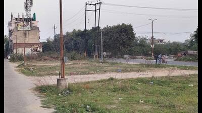 The 40-square-yard plots meant for EWS in Shaheed Bhagat Singh Nagar in Ludhiana. (HT Photo)