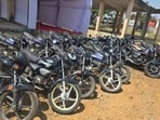 Uttam Nagar police busted an inter-district motorcycle theft racket and recovered 20 stolen two-wheelers worth  <span class='webrupee'>₹</span>15 lakh, officials said on Thursday. (HT)
