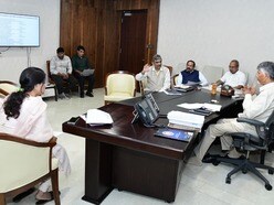 జీరో పావర్టీ మిషన్ పై సీఎం చంద్రబాబు సమీక్ష
