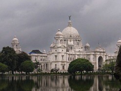 শহরে মমতার হাইভোল্টেজ কর্মসূচির মাঝে ভিক্টোরিয়ায় বোমাতঙ্ক! তৎপর পুলিশ
 (PTI Photo/Manvender Vashist Lav)