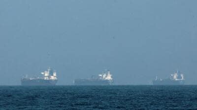Tankers are seen off the coast of Fujairah, as Iran vows to fire on ships transiting the Strait of Hormuz, amid the U.S.-Israel conflict with Iran, in Fujairah, United Arab Emirates. (REUTERS) Tankers are seen off the coast of Fujairah, as Iran vows to fire on ships transiting the Strait of Hormuz, amid the U.S.-Israel conflict with Iran, in Fujairah, United Arab Emirates. (REUTERS)