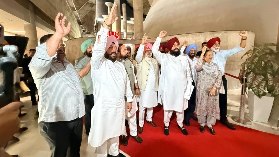 Leader or opposition Partap Singh Bajwa along with Congress MLAs raising slogans against the AAP government after walking out of the House during the governor’s address on Friday. (Ravi Kumar/HT) Leader or opposition Partap Singh Bajwa along with Congress MLAs raising slogans against the AAP government after walking out of the House during the governor’s address on Friday. (Ravi Kumar/HT)