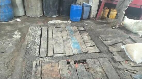 There were multiple 10-feet-deep wells in the house. (HT Photo)