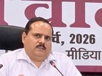 Uttar Pradesh chief electoral officer Navdeep Rinwa at a press conference in Lucknow on Saturday. (HT)