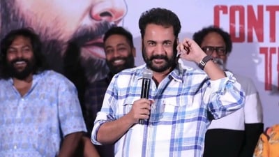 రాత్రి 2, 3 గంటలే నిద్రపోయేవాన్ని, ఆ పాప లేకుంటే సినిమా చేసేవాన్ని కాదు.. బిగ్ బాస్ శివాజీ కామెంట్స్ రాత్రి 2, 3 గంటలే నిద్రపోయేవాన్ని, ఆ పాప లేకుంటే సినిమా చేసేవాన్ని కాదు.. బిగ్ బాస్ శివాజీ కామెంట్స్
