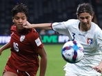 Taiwan's Su Sin-yun (R) and India's Manisha Kalyan fight for the ball during the AFC Women’s Asian Cup match. (AFP)
