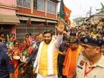 Underlining the importance of transparent governance, welfare-oriented schemes and development-driven politics under the leadership of PM Modi, Haryana CM said that he felt honoured to come to Bengal from the land of Bhagavad Gita. (HT Photo)