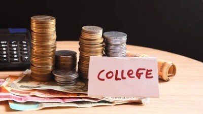 స్పెషల్ ఫీజుపై ప్రభుత్వం ఆదేశాలు