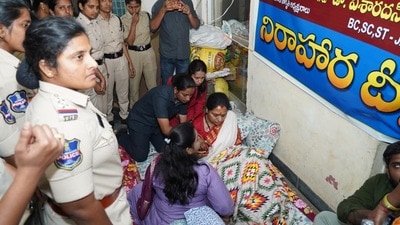 తెలంగాణ జాగృతి అధ్యక్షురాలు కల్వకుంట్ల కవిత గారి అరెస్ట్ తెలంగాణ జాగృతి అధ్యక్షురాలు కల్వకుంట్ల కవిత గారి అరెస్ట్
