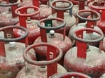 In Himachal, the refilling of 19 kg, 47.5 kg, and 425 kg commercial cylinders has been suspended for the time being. (ANI)