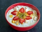 Dahi Chiwda With Fruits
