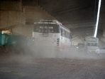 Review meeting also assessed construction monitoring, industrial emission checks and steps to curb waste burning and vehicular pollution. (HT Archive)