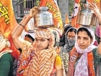 Residents of Undri, Mohammadwadi take ‘Handa Morcha’ to PMC over decades-old water crisis