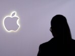 Unlike the current Smartphone PLI scheme which ends on 31 March 2026 and is primarily focused on incremental domestic output, the new plan explicitly ties benefits to exports and localisation. (Bloomberg)