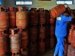 Officially, a 14.2-kg domestic LPG cylinder in Delhi costs <span class='webrupee'>₹</span>913, while a 19-kg commercial cylinder costs <span class='webrupee'>₹</span>1,883. (File photo)