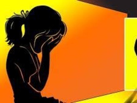 মায়ের সঙ্গে কালীপুজো থেকে ফিরেই আত্মঘাতী কিশোরী