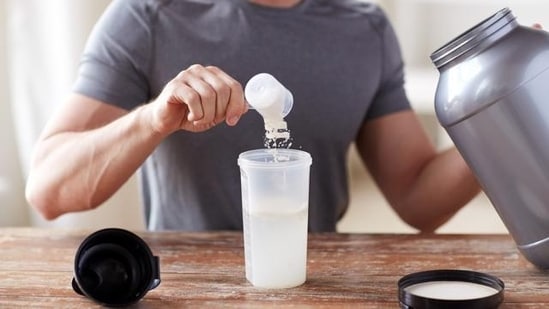 Do protein shakes affect male fertility? (Shutterstock)