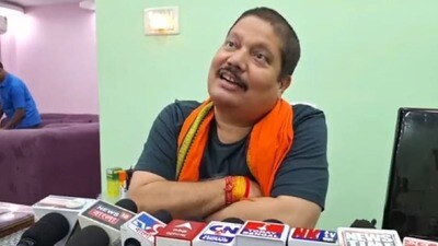 ভোটের ময়দানে অভয়ার বাবা-মা?