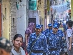 Amid high security, the MCD and the Delhi Police started the drive around noon. (Hindustan Times) Amid high security, the MCD and the Delhi Police started the drive around noon. (Hindustan Times)