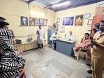 Aundh–Baner assistant ward commissioner Vijay Naykal, municipal health chief Vijay Bhoir, health inspectors and supervisors were part of the team. (HT)