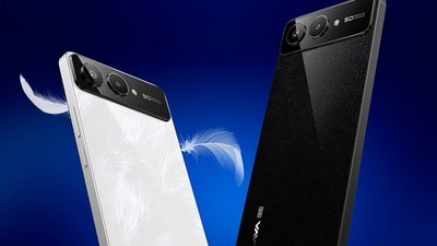 <p>మార్చి 19న మధ్యాహ్నం 12 గంటలకు అమెజాన్ ద్వారా ఈ లావా బోల్డ్​ 2 5జీ స్మార్ట్​ఫోన్​ సేల్స్​ ప్రారంభమవుతాయి. ఫెదర్ వైట్, మిడ్‌నైట్ బ్లాక్ రంగుల్లో ఇది లభిస్తుంది.</p> 