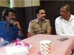 ఇలాంటి పాత్రలు ఇంకోసారి చేస్తే కొడతాను.. రజనీకాంత్ సినిమాలో నటించిన పంకజ్ త్రిపాఠికి నానా పటేకర్ వార్నింగ్!